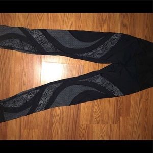 All Black Lululemon leggings